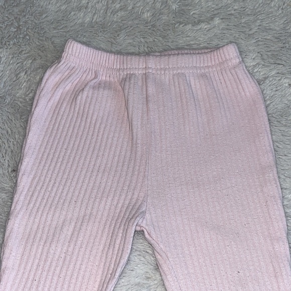 (3 for $10) Calvin Klein leggings - Picture 2 of 4
